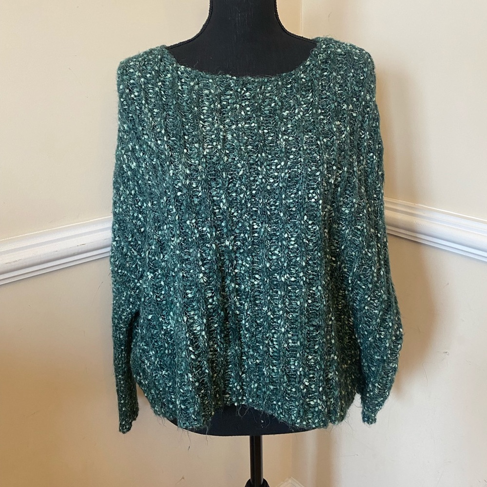 Wonderly Women’s Dark Green Knitted Sweater